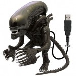 ONLY IN JAPAN! Awesome Alien USB Toy Invades as Prometheus Prepares to Launch!
